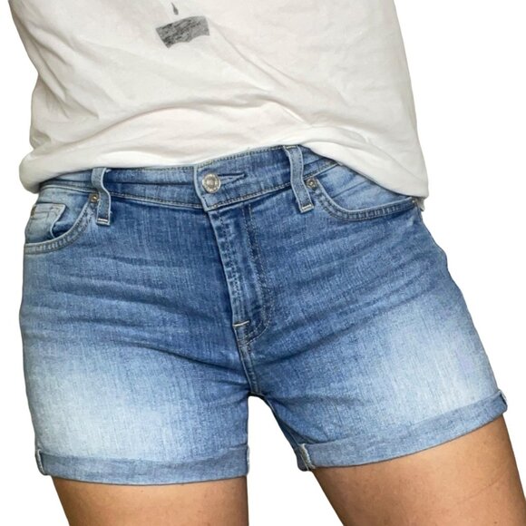 7 For All Mankind Roll Up Short Size 28 Crescent Valley Light Wash Mid Rise - Picture 4 of 9